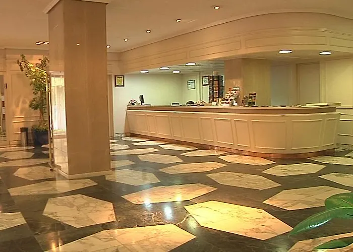 Ath Gran Samil 4* 比戈